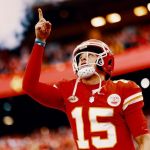 Astro dos Chiefs supera MVP da NFL e fatura prêmio de melhor jogador da liga