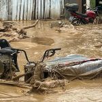 Chuva no litoral: sobreviventes buscam informações de famílias desaparecidas  