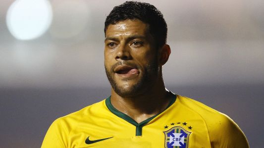 Hulk em partida pela Seleção Brasileira em 2015
