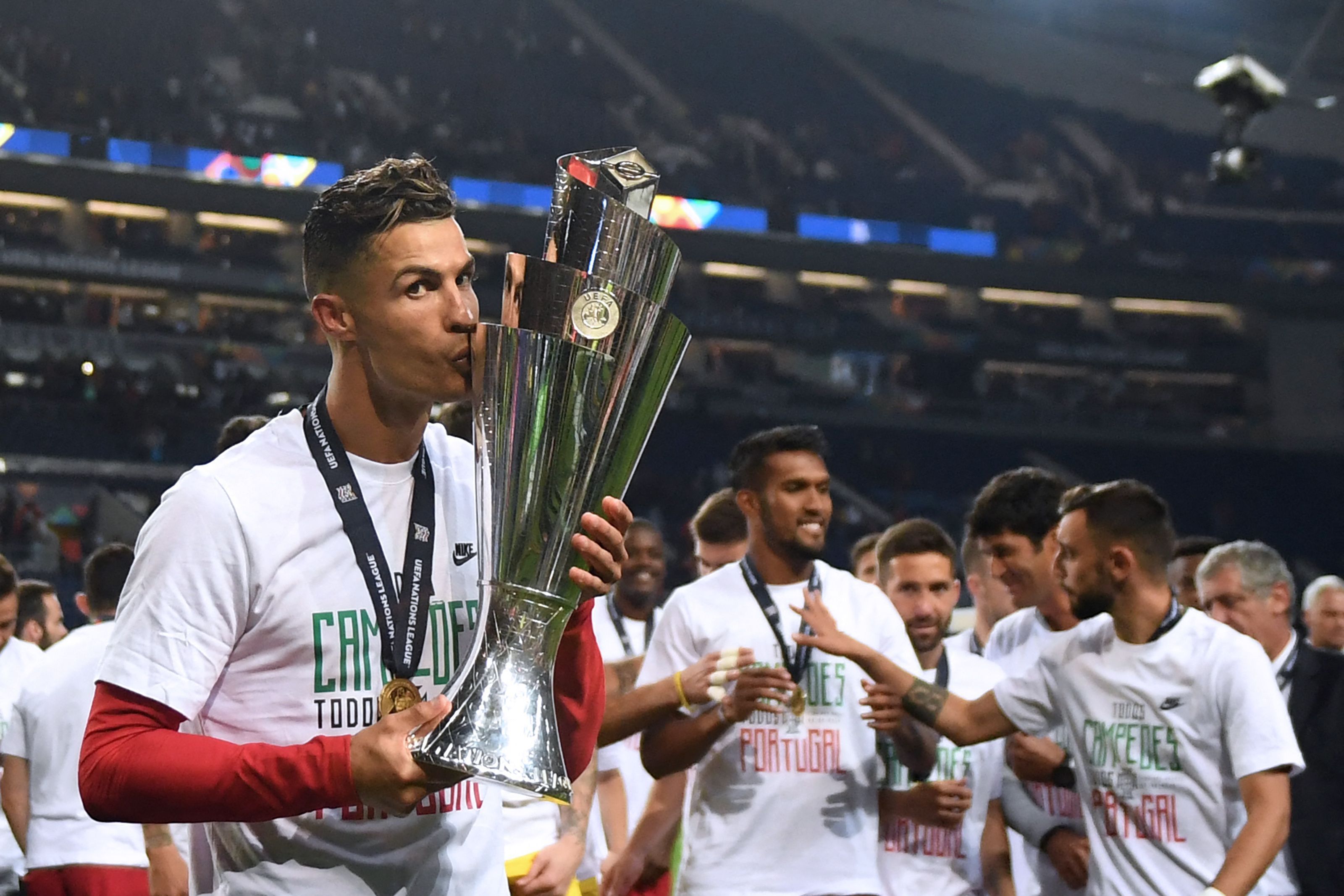 Cristiano Ronaldo completa 40 anos: veja todos os títulos de CR7