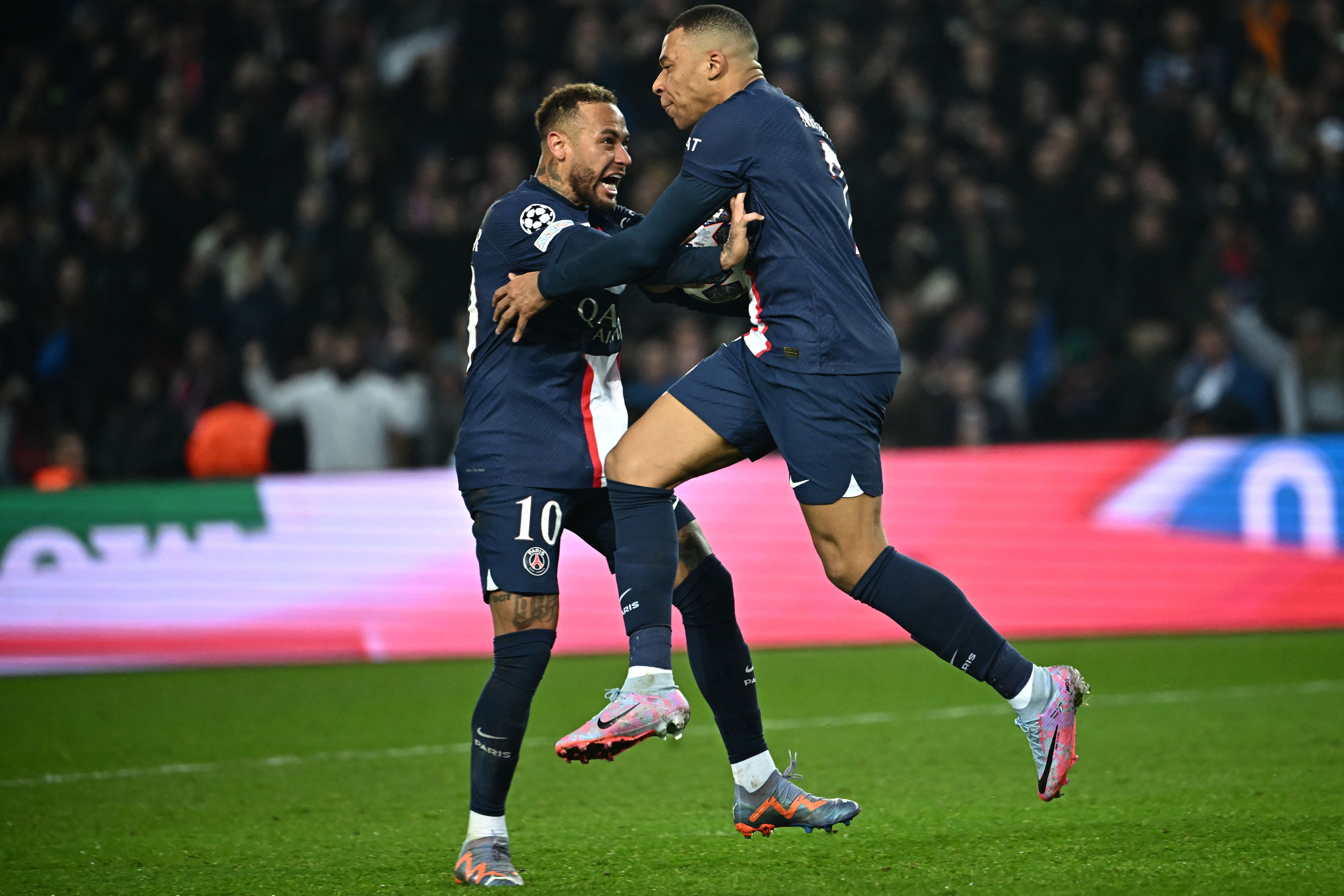 À Romario TV, Neymar expõe briga com Mbappé e diz por que PSG 'não deu certo'