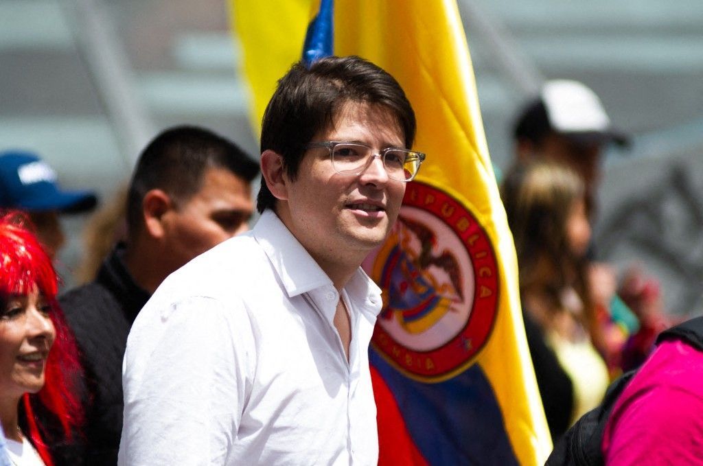 Adolescente de 15 anos que matou candidato Miguel Uribe é condenado na Colômbia