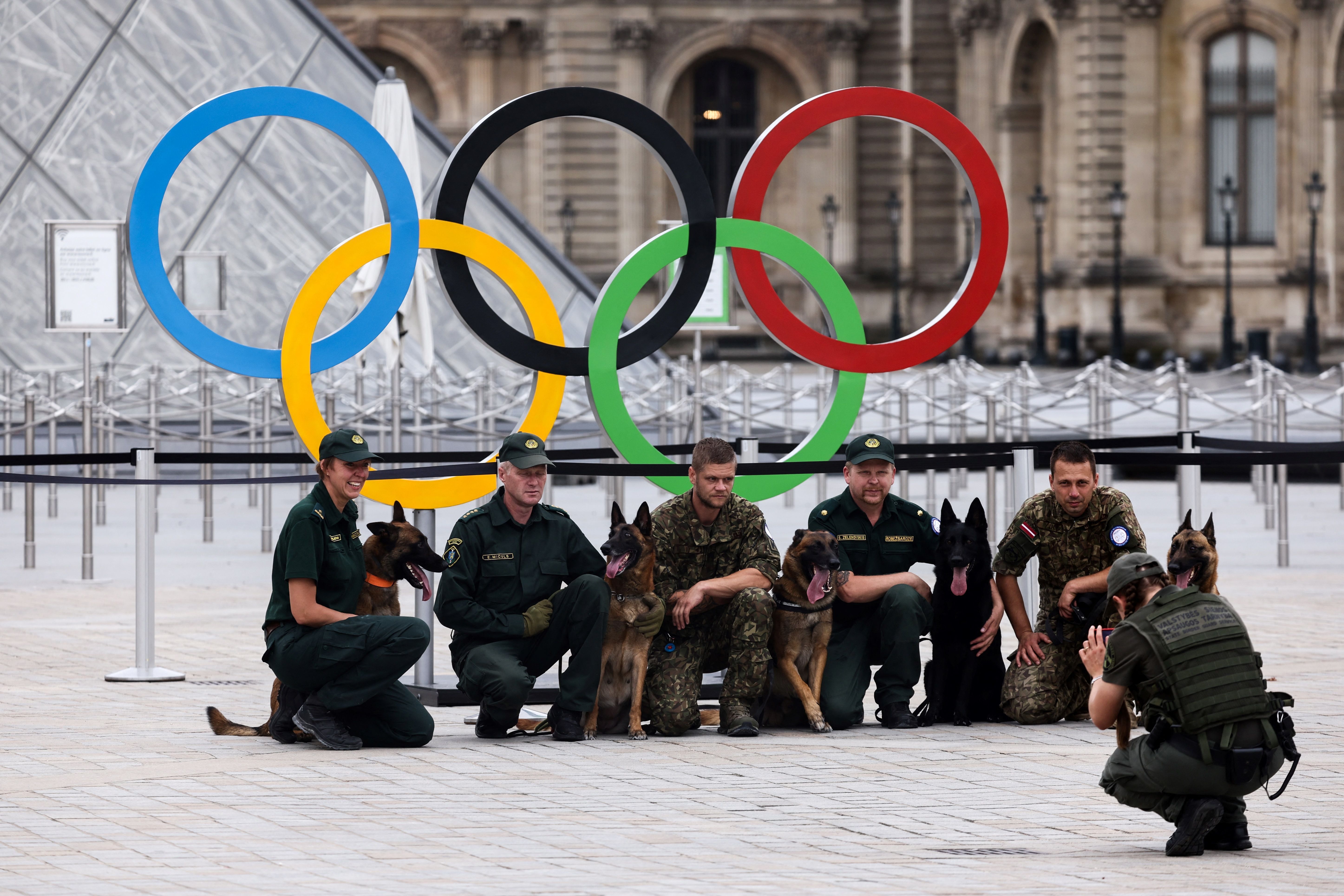 Suspeitos de terrorismo em Paris 2024 são presos na Bélgica