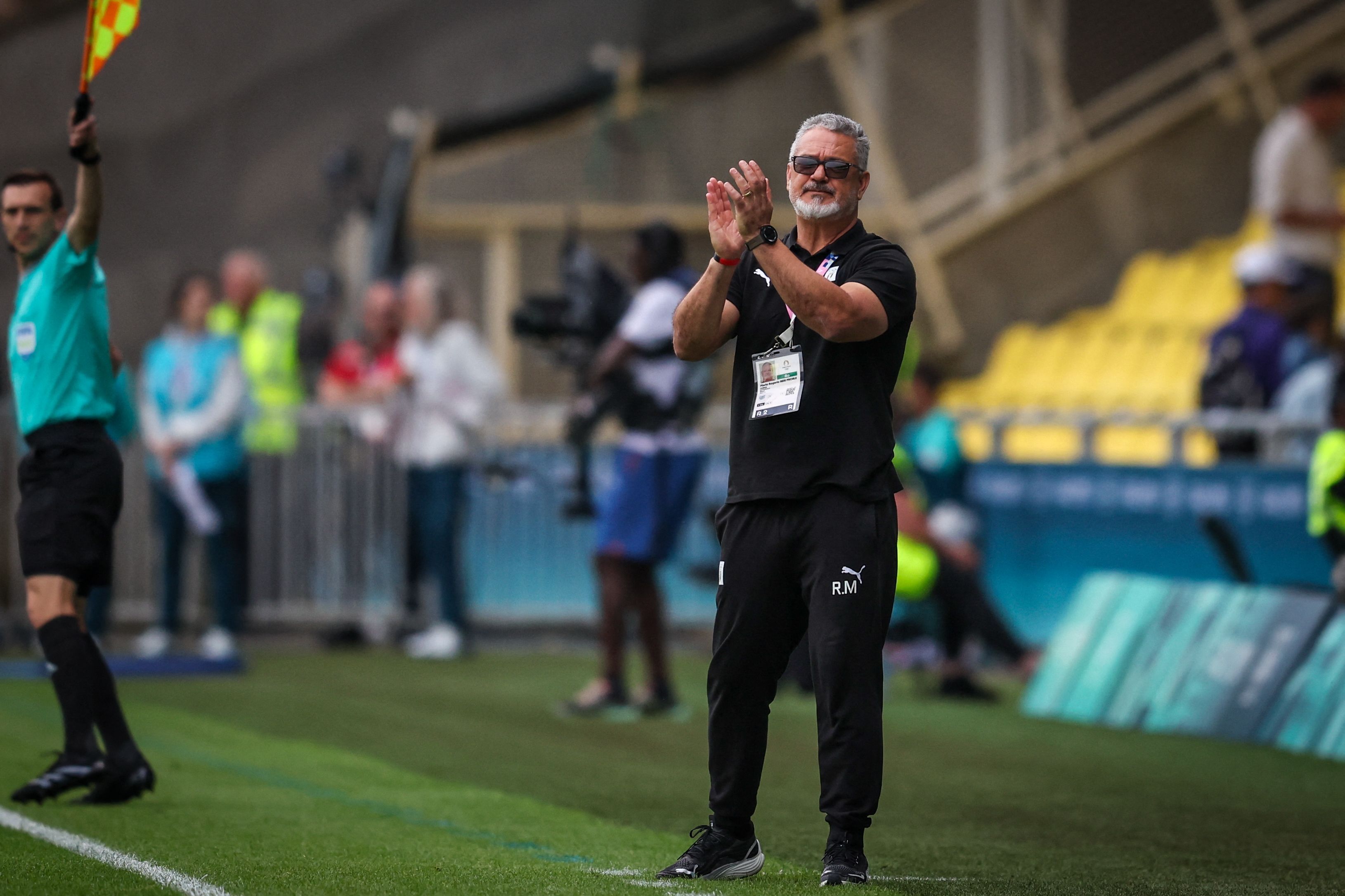 Rogério Micale faz história e classifica Egito em 1º no futebol masculino de Paris 2024