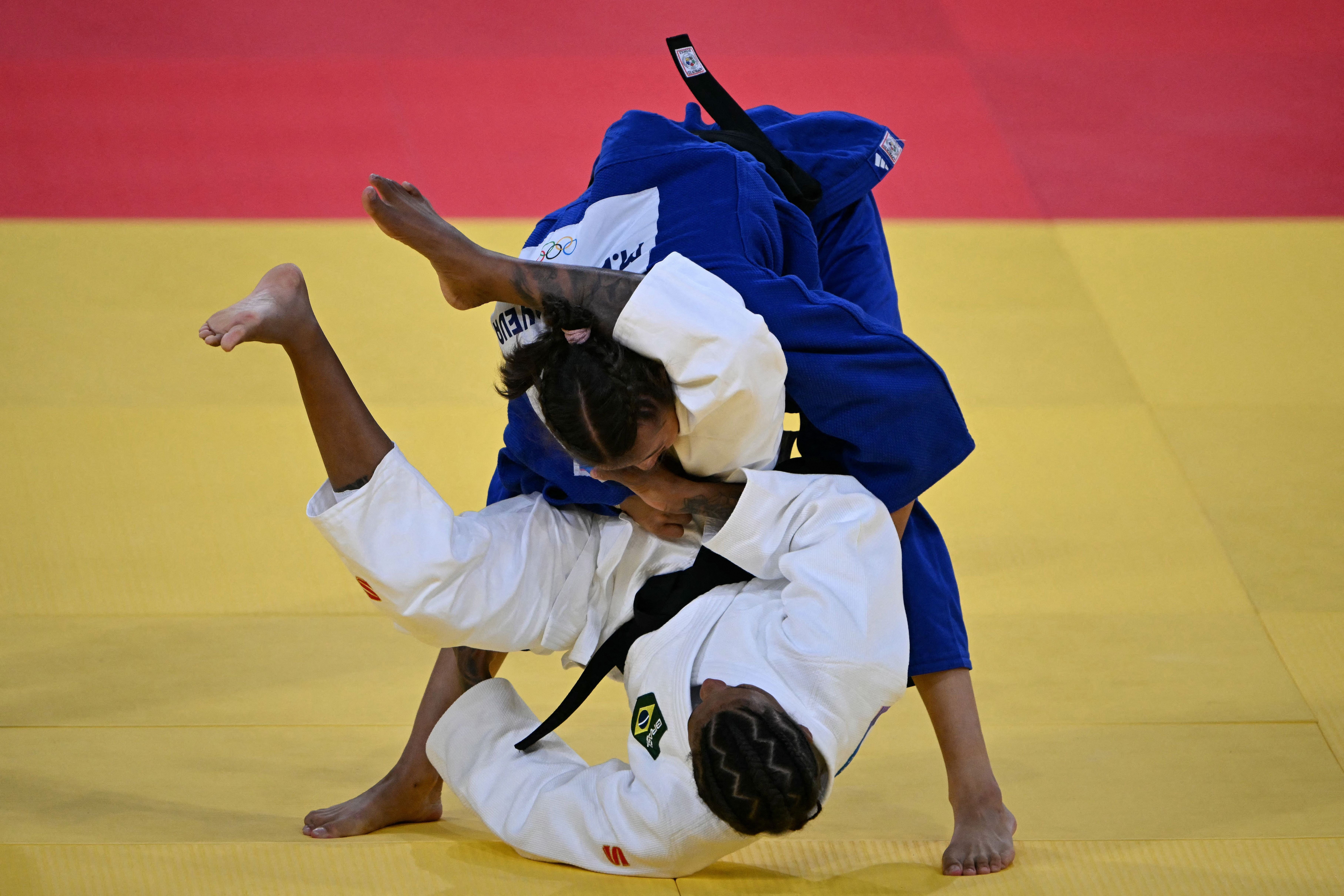 Paris 2024: Rafa Silva vence estreia e está nas quartas de final