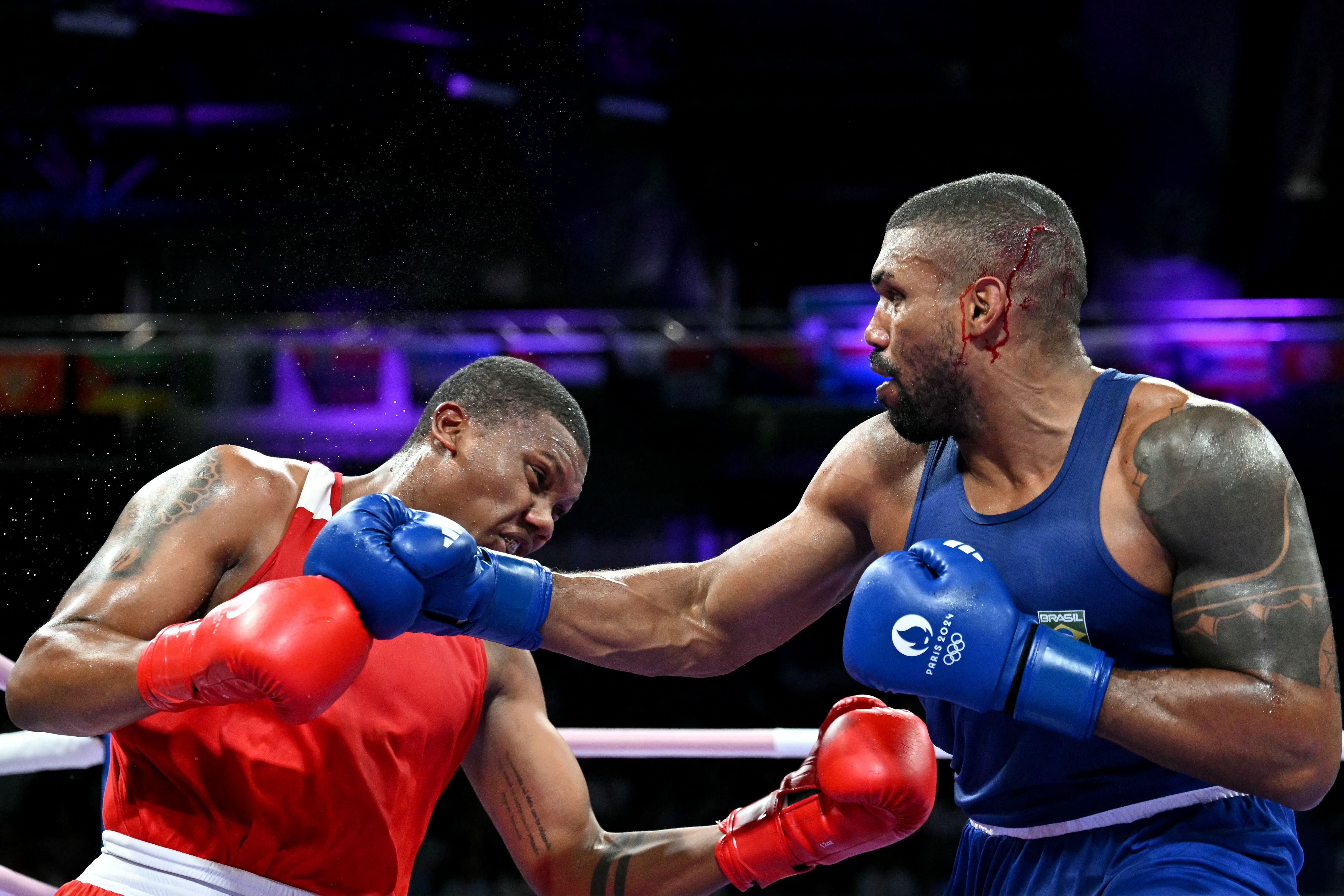 Abner Teixeira perde para equatoriano e é eliminado na estreia em Paris