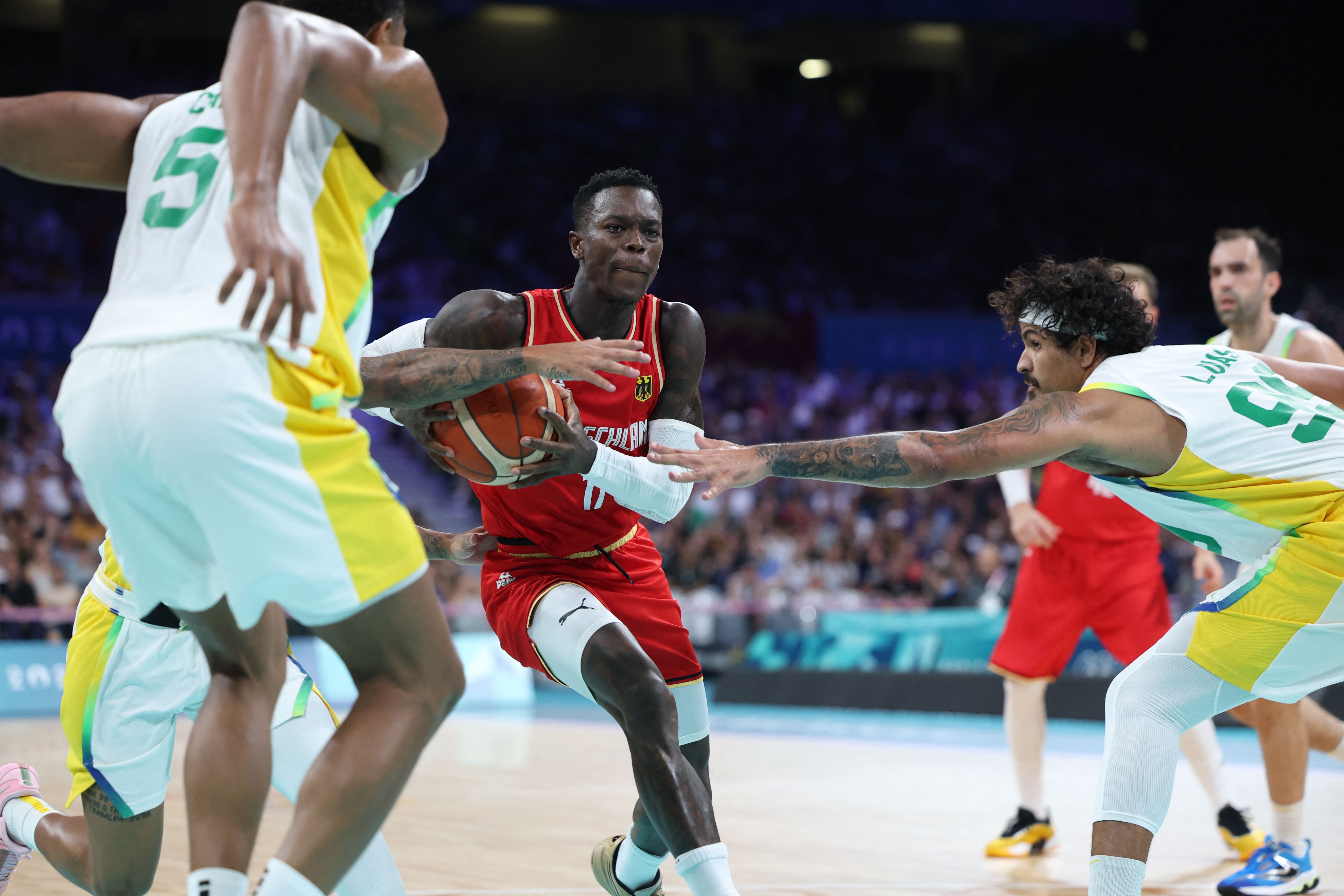 Brasil perde para Alemanha no basquete e se complica em Paris 2024