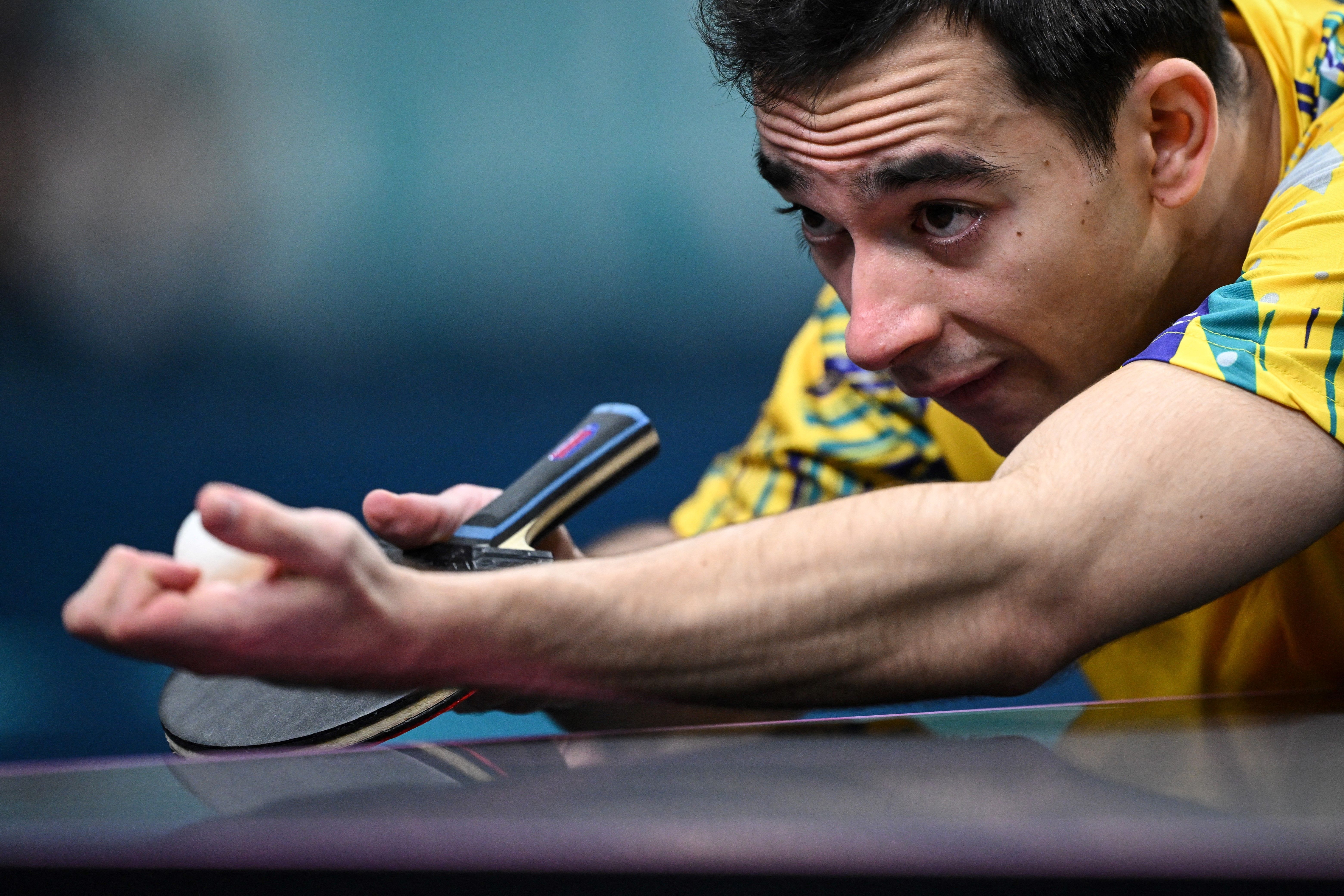 Hugo Calderano vence, faz história a se aproxima de medalha nos Jogos Olímpicos