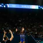 Entenda por que nota de Biles no salto é tão alta mesmo com desequilíbrio