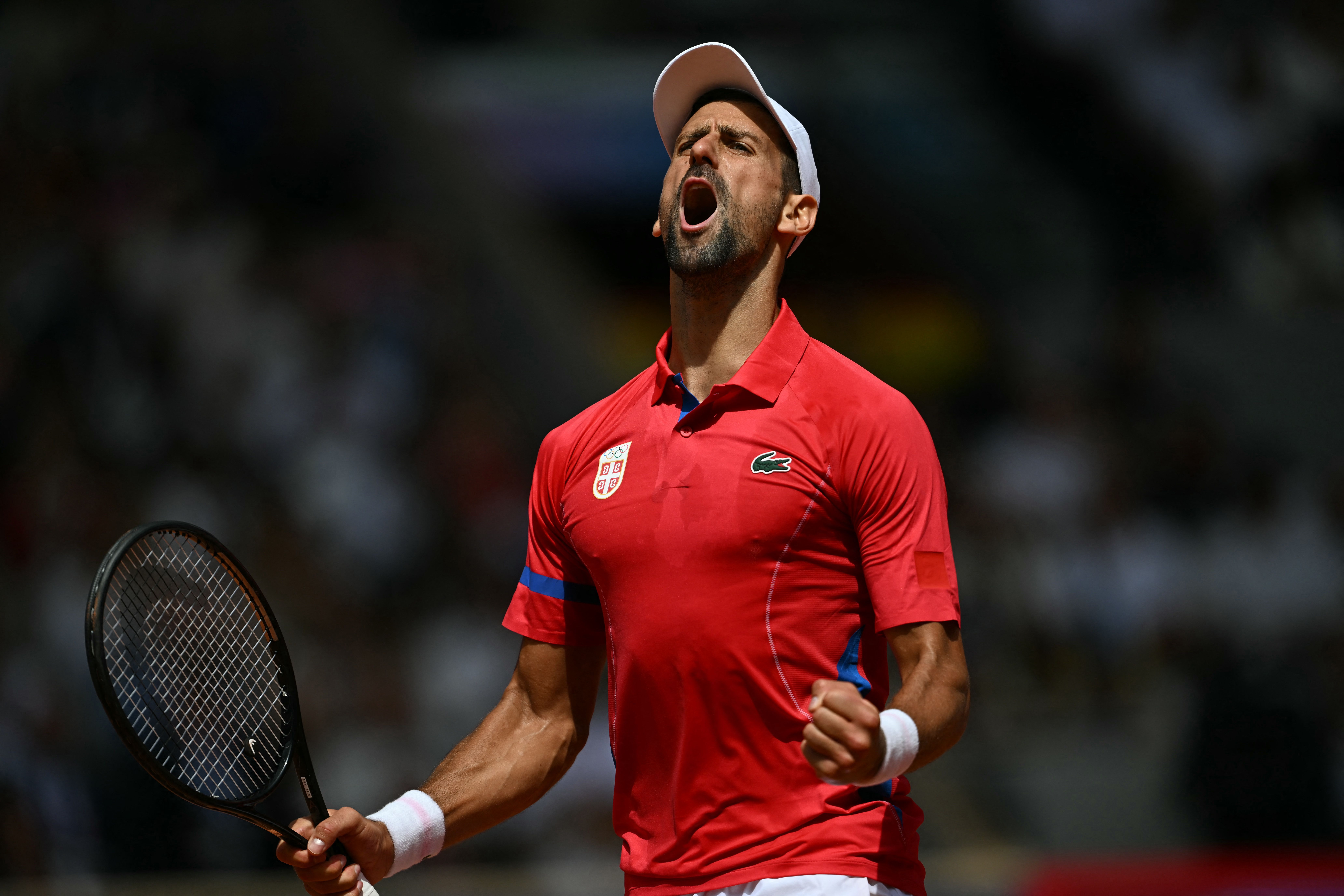 Djokovic supera Alcaraz, ganha ouro em Paris e se torna 'campeão de tudo' no tênis