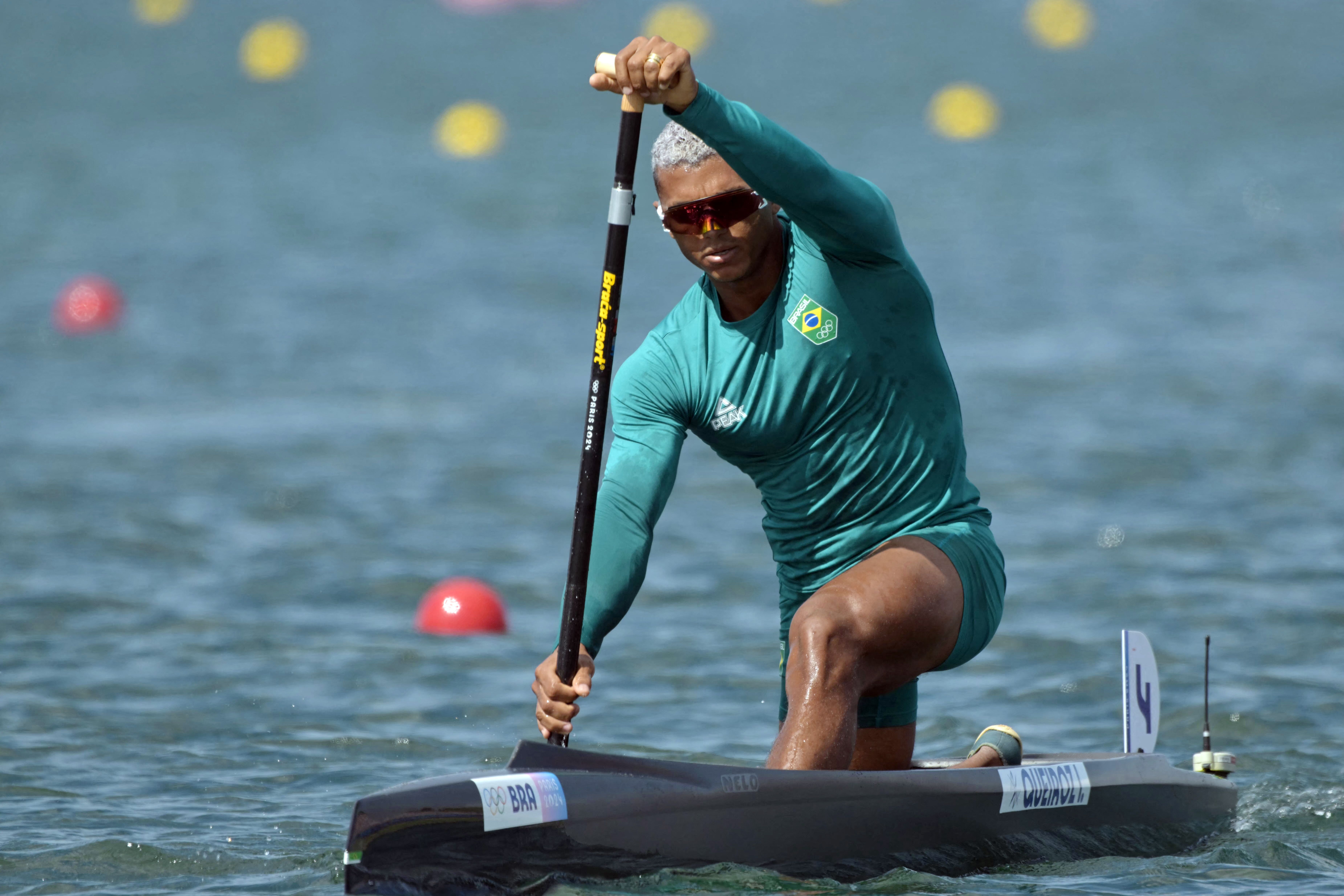 Paris 2024: Isaquias Queiroz garante vaga direta na semifinal do C-1 1000m