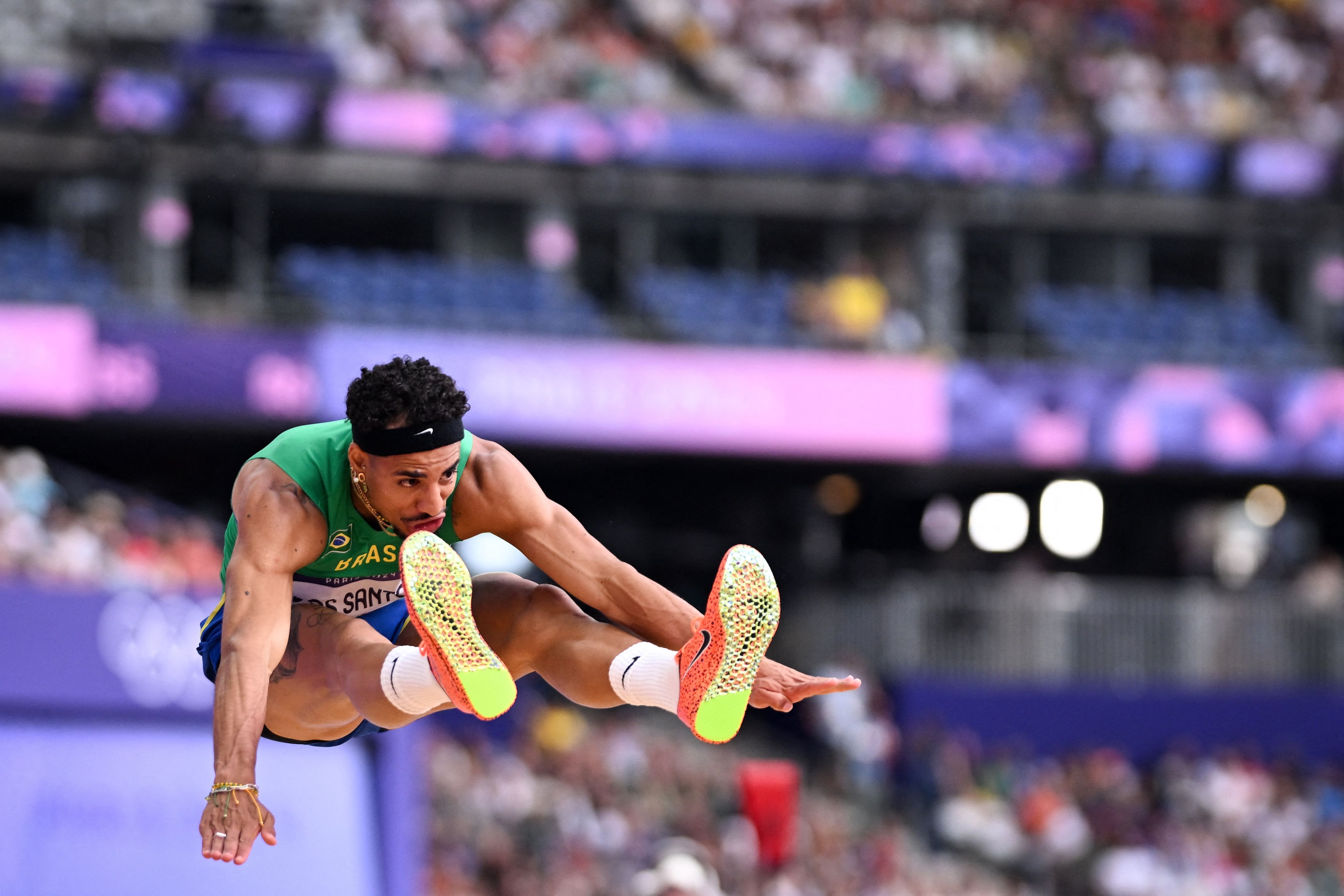 Almir dos Santos se classifica para a final do salto triplo em Paris 2024