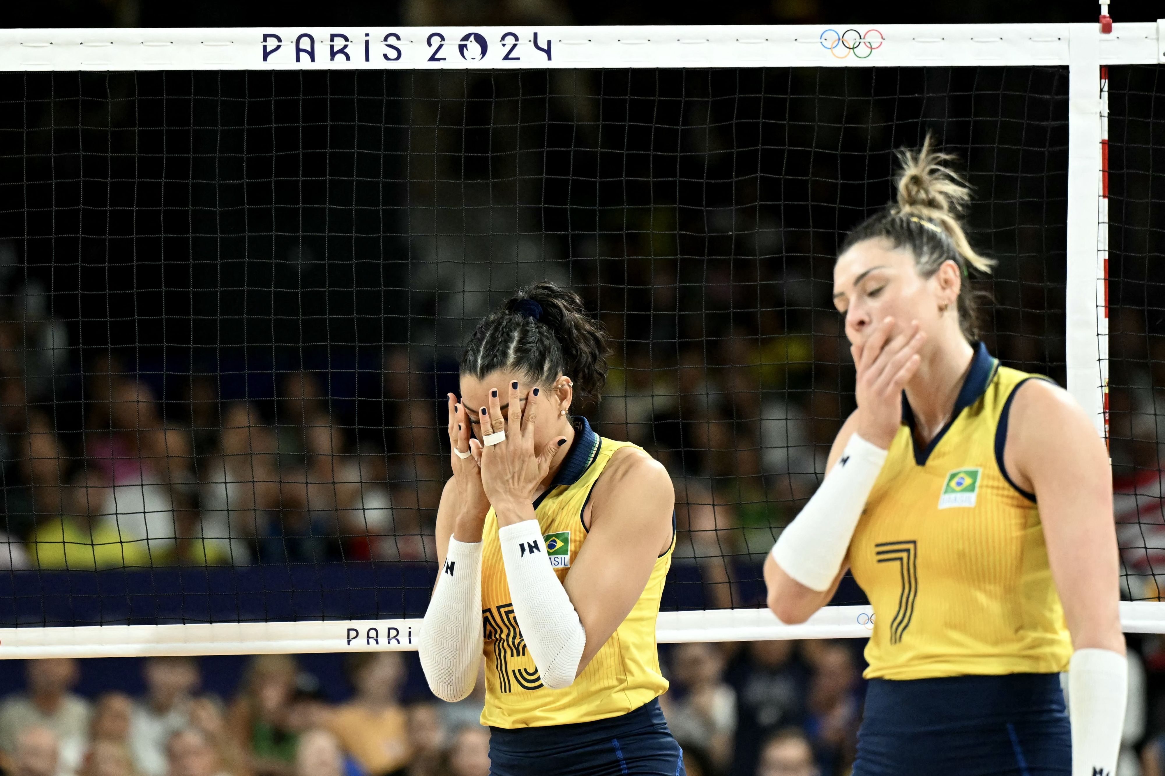 Paris 2024: como jogadoras da Seleção reagiram à derrota para os EUA na semi do vôlei