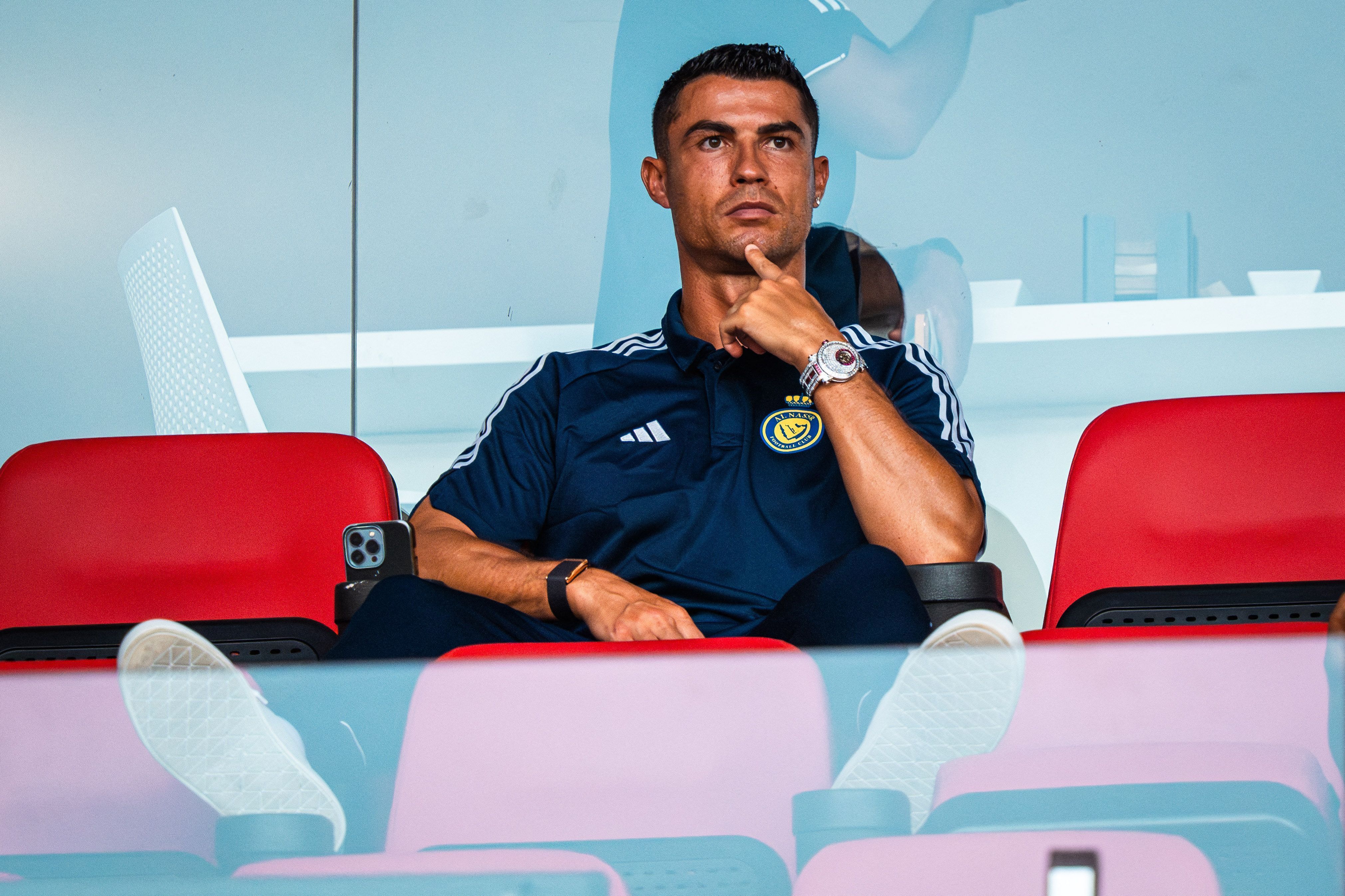 Cristiano Ronaldo pode jogar por um dos times do Mundial, diz presidente da Fifa