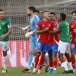Vargas, do Atlético, ignora lesão de goleiro, faz gol e gera confusão nas Eliminatórias; veja!