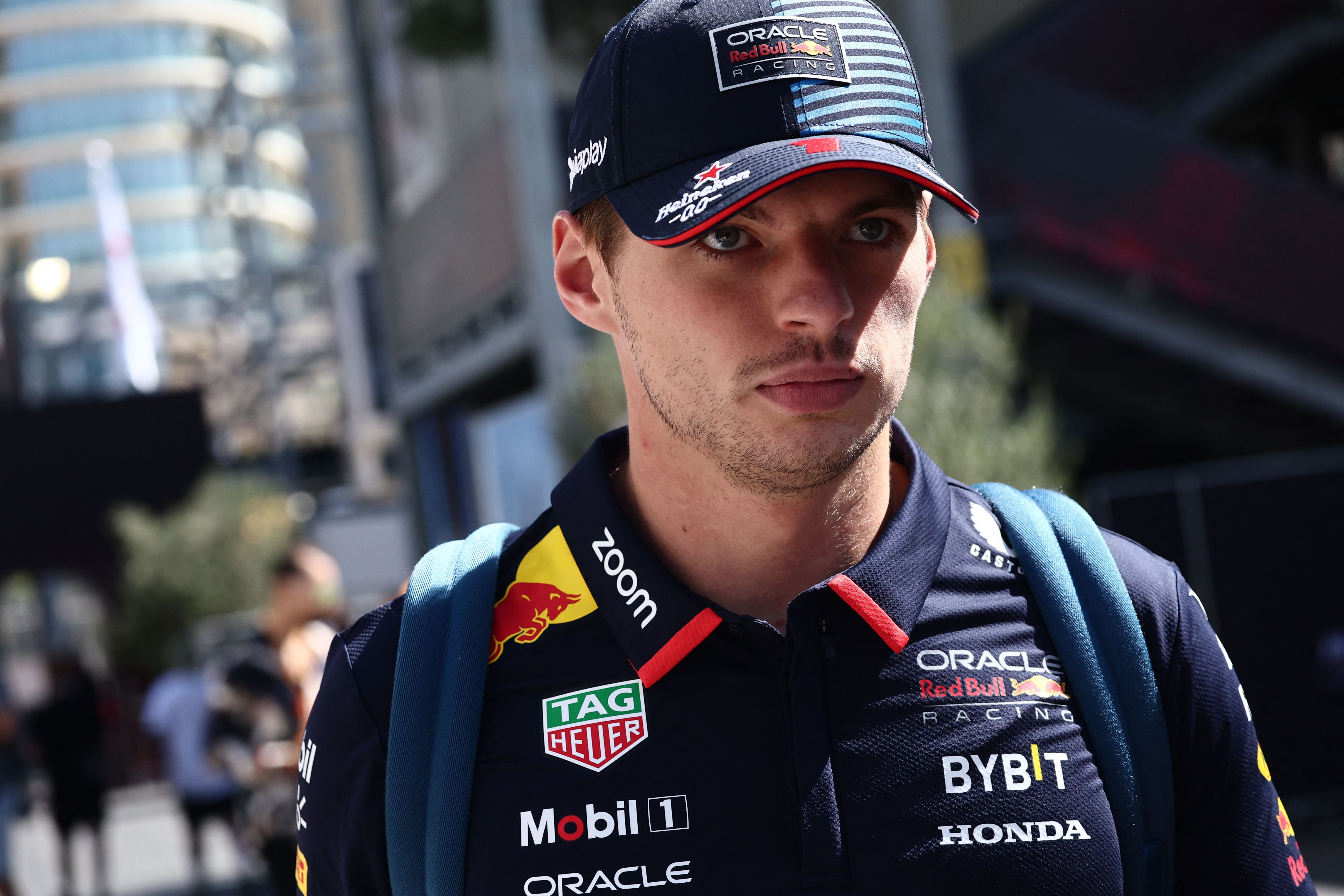 Verstappen rasga elogios para jovem piloto brasileiro da Fórmula 2