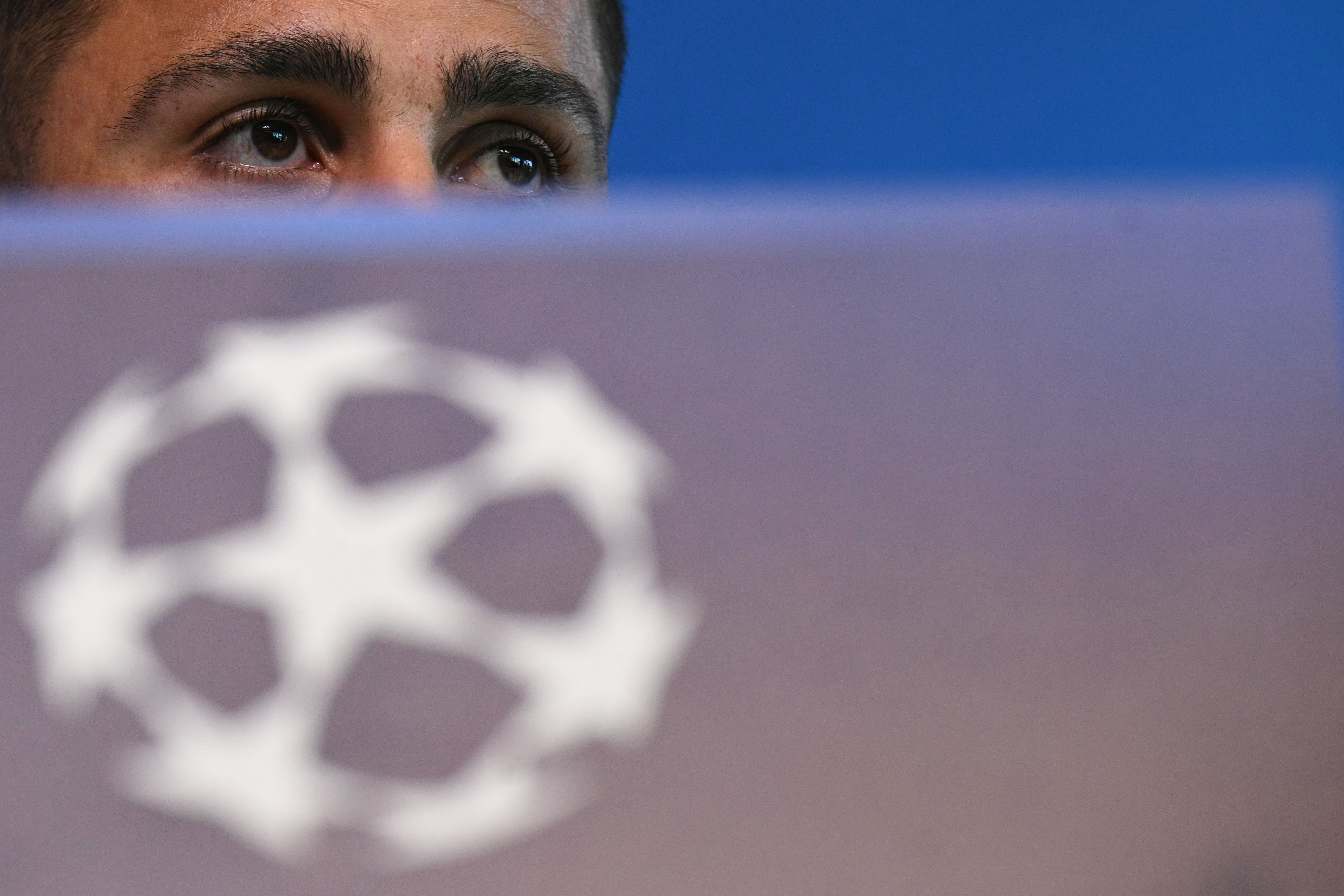 Volante do City revela que jogadores europeus podem entrar em greve