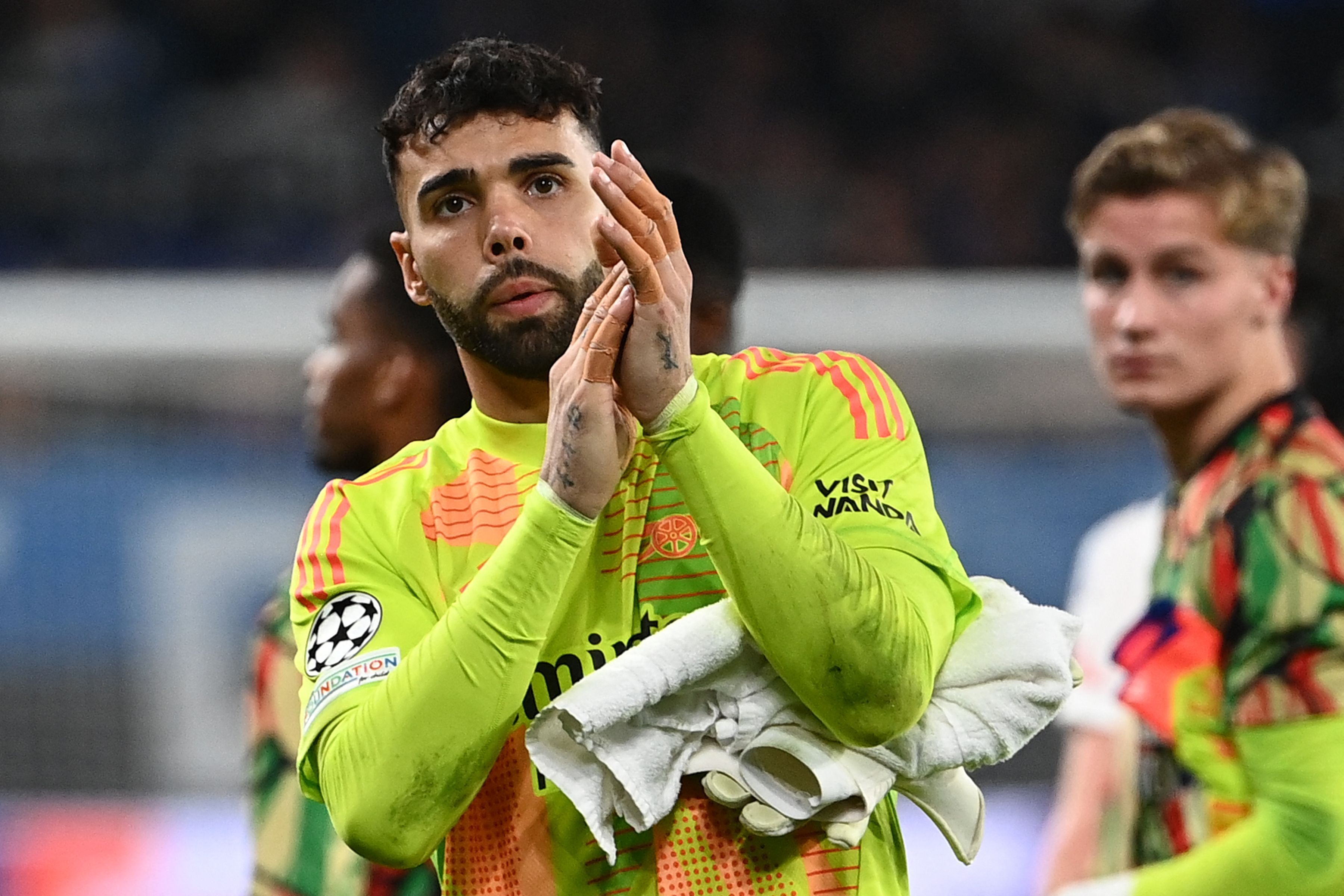 Raya faz ‘milagre’ em pênalti, e Arsenal fica no empate com Atalanta pela Champions