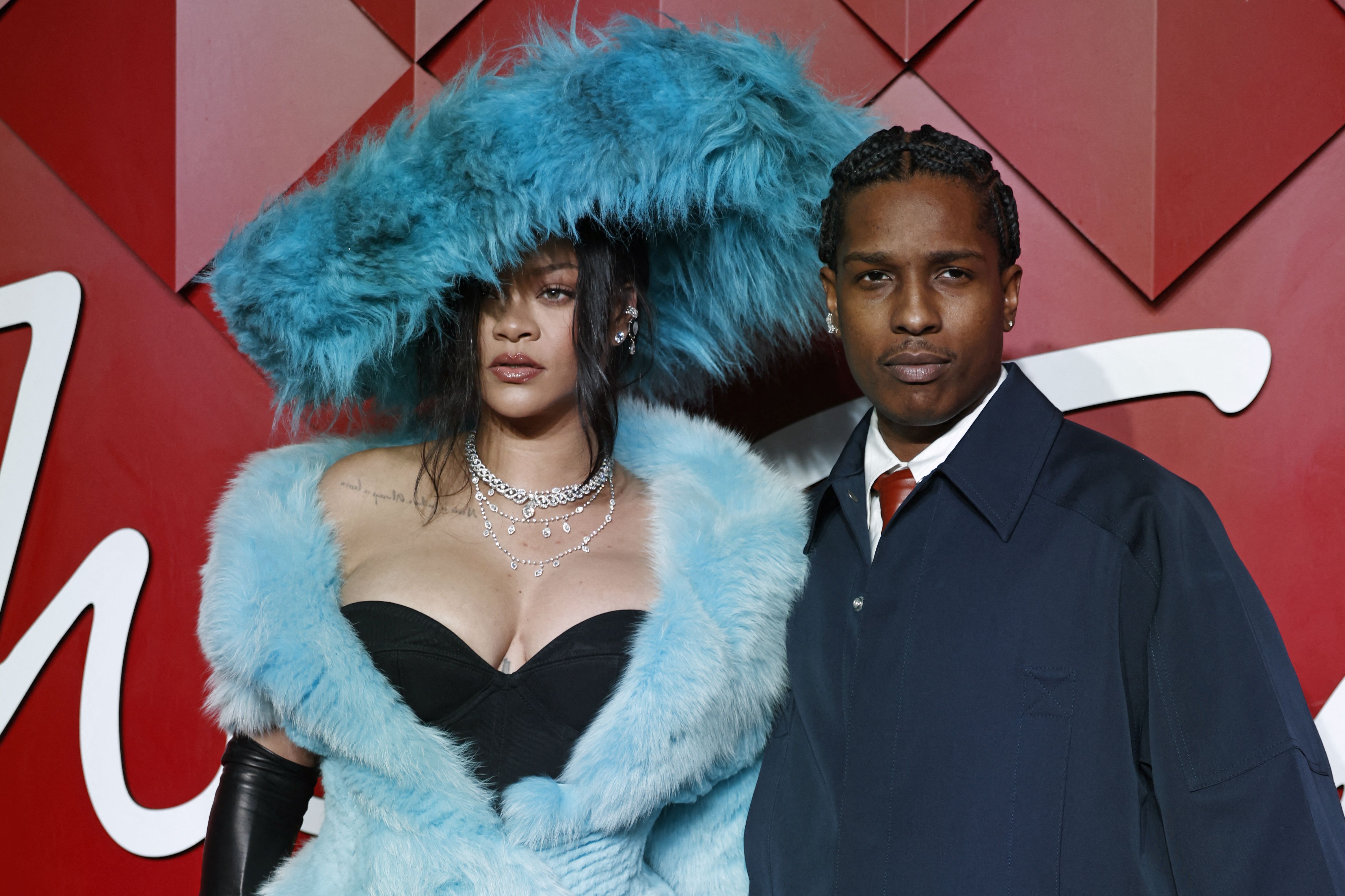 Nasce terceira filha de Rihanna e A$AP Rocky; veja fotos e saiba nome