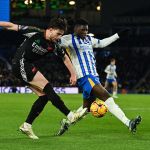 Ex-Fluminense marca e garante empate entre Brighton e Arsenal na Premier League