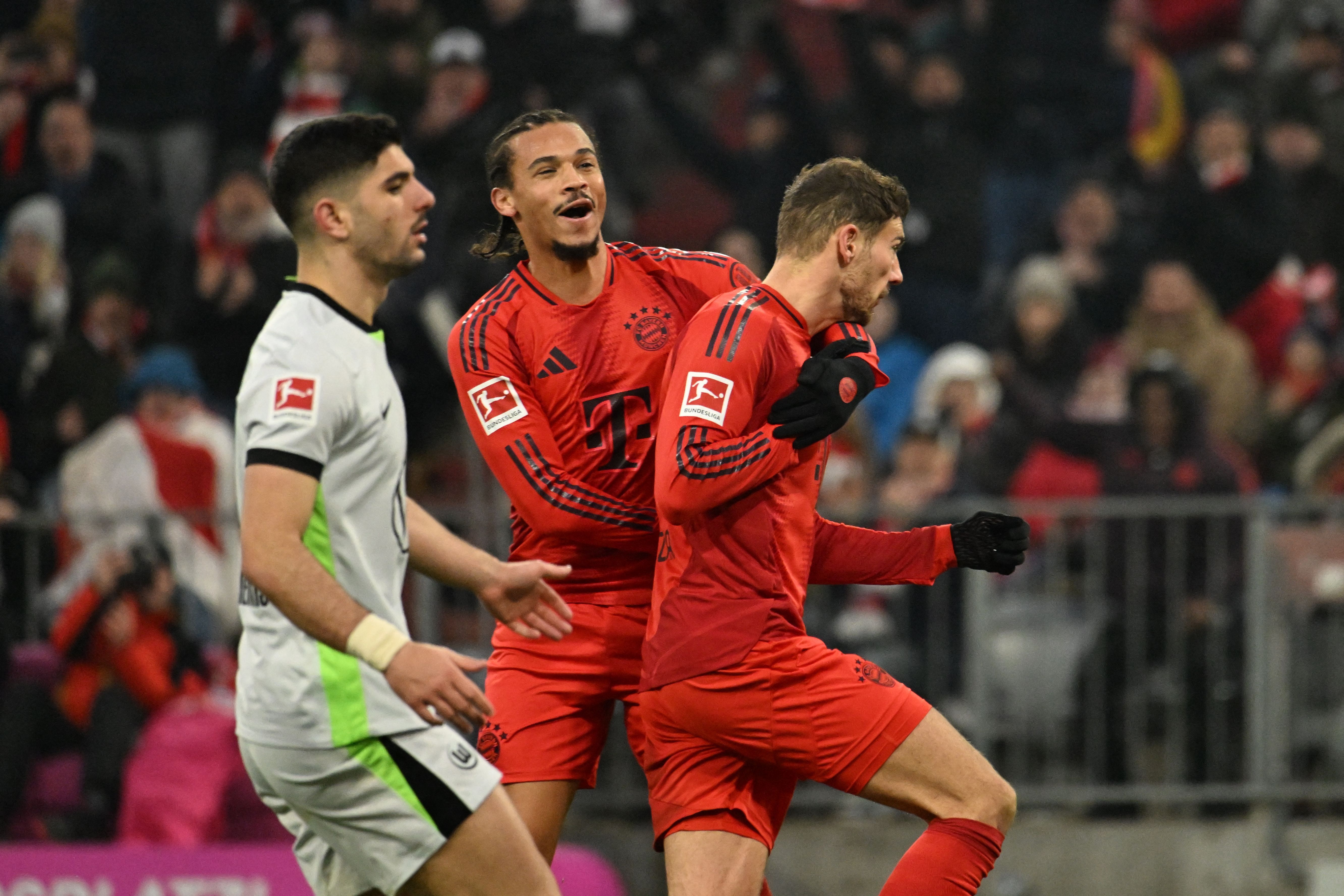 Em noite brilhante de Goretzka, Bayern bate Wolfsburg na Bundesliga