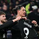 Darwin Núñez marca doblete e Liverpool vence Brentford nos acréscimos