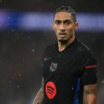Raphinha brilha, e Barcelona vence Benfica em virada espetacular pela Champions