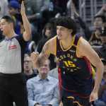 Brasileiro da NBA 'entorta' lenda e faz cesta impressionante; confira o lance
