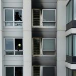 Prédio residencial de 50 andares pega fogo em Buenos Aires; mais de 100 pessoas são evacuadas