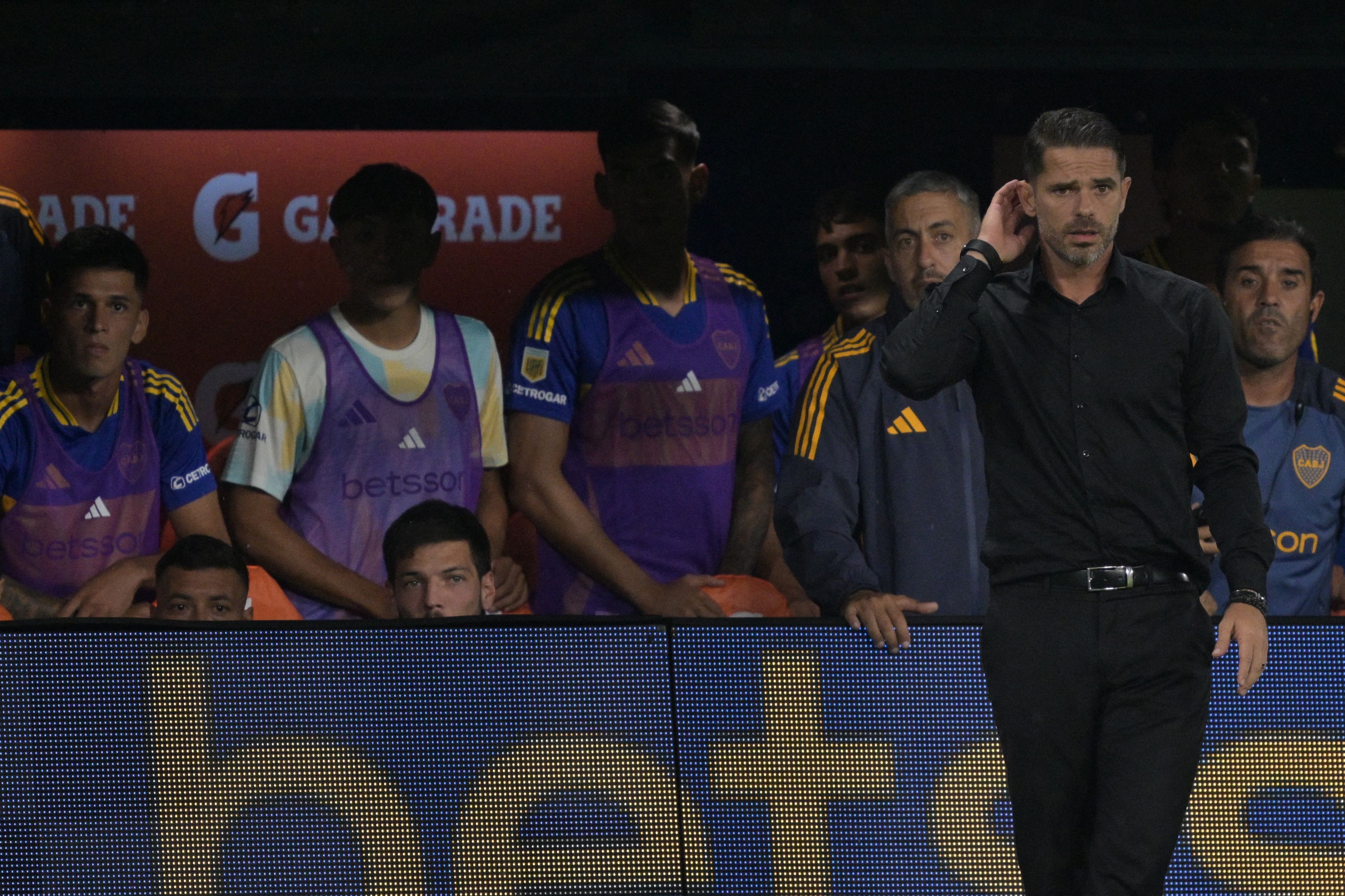 Boca Juniors demite técnico após eliminação precoce na Libertadores, diz jornal