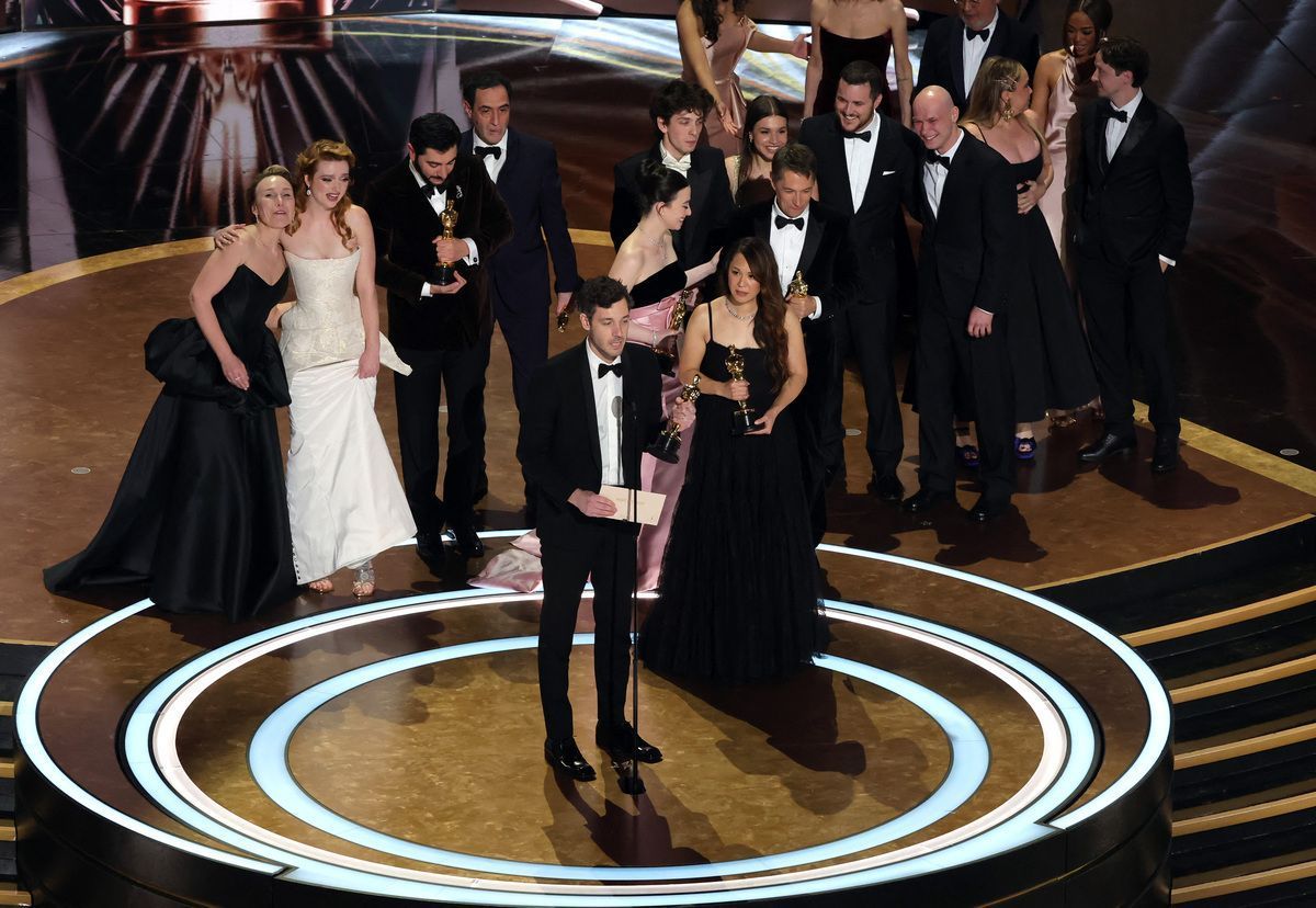 ‘Anora’ supera ‘Ainda Estou Aqui’ e leva Oscar de 'Melhor Filme'