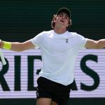 João Fonseca sofre 'pneu', perde para britânico e se despede de Indian Wells