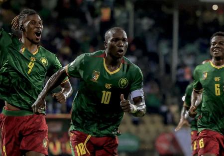 Vincent Aboubakar está livre no mercado mesmo sendo o camisa 10 de Camarões