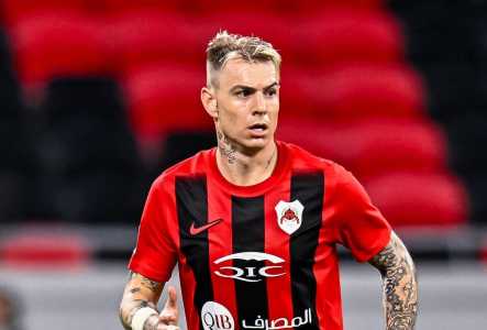 Róger Guedes está no Al Rayyan desde 2023