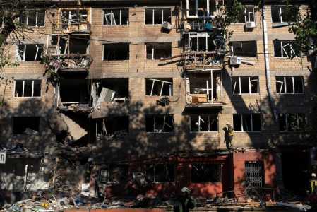Rússia realizou o maior ataque desde o início da guerra na madrugada desta sexta-feira (4)