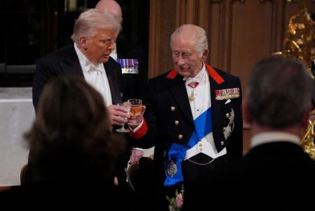 Donald Trump se encontrou com Rei Charles III nesta quarta-feira (17)