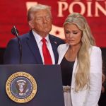 Trump discursa em evento em homenagem a Charlie Kirk: “um gigante de sua geração”
