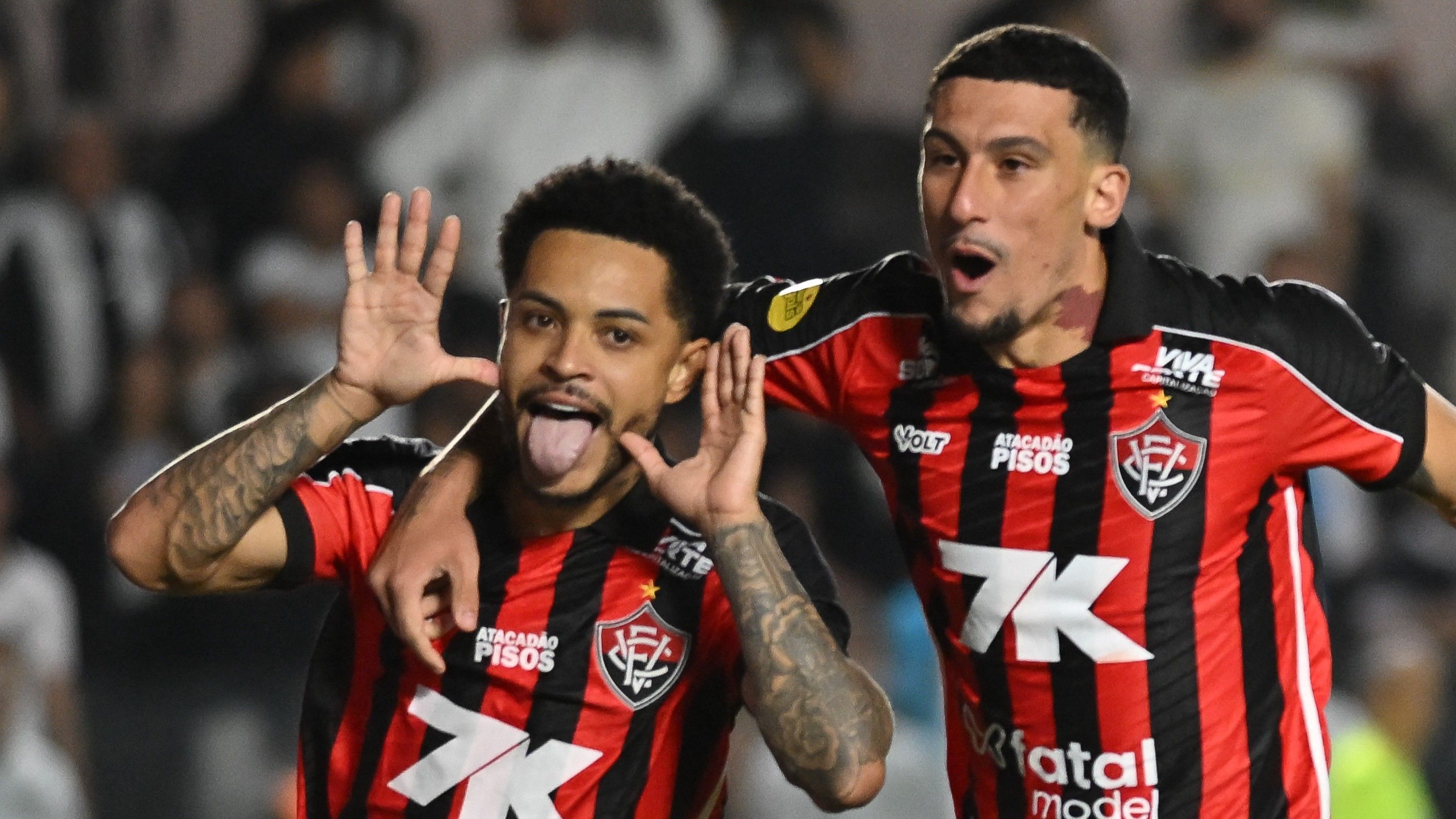 Matheuzinho volta a marcar pelo Vitória e explica comemoração 'estilo' Neymar