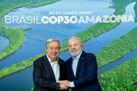 Com temperaturas acima de 30°C, o Brasil propôs um código de vestimenta incomum