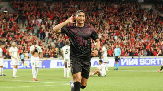 Athletico-PR derrota Volta Redonda pela Série B