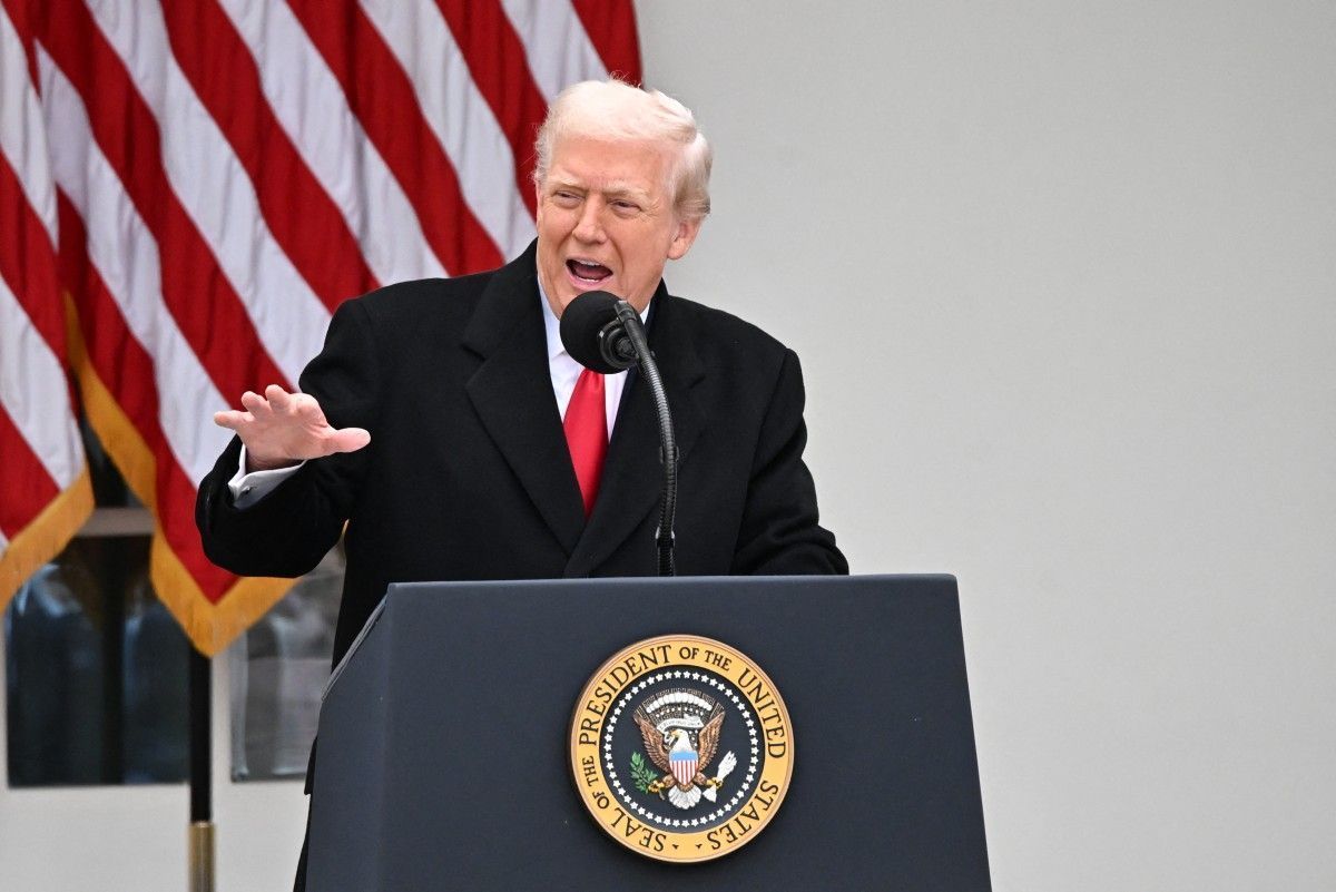 Trump diz estar 'amando a Venezuela' e espera líder da oposição envolvida no país