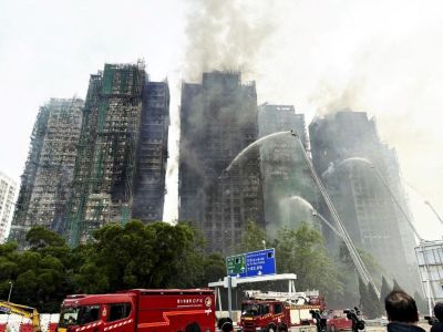 Incêndio em Hong Kong deixou 13 mortos