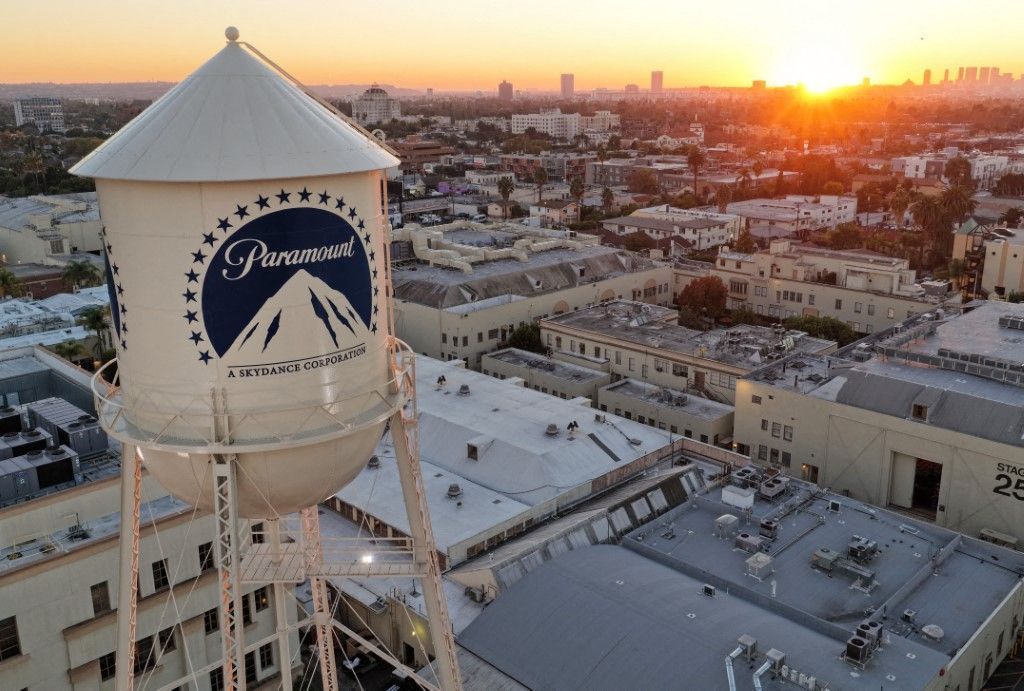 Justiça dos EUA suspende compra da Warner Bros pela Paramount