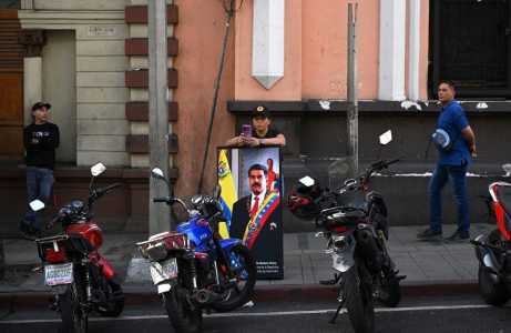 Ataque dos Estados Unidos à Venezuela começou na madrugada deste sábado (3)