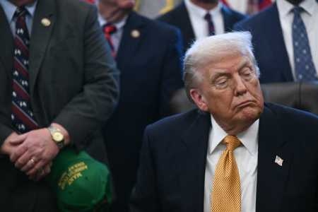 Trump disse ter sido informado de 'fonte segura'