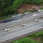 Vídeo: pista afunda no Anel Rodoviário de Belo Horizonte e complica trânsito no Betânia