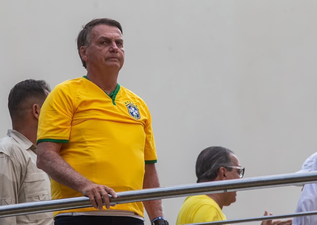 Jair Bolsonaro discursou na avenida Paulista com colete a prova de balas; confira