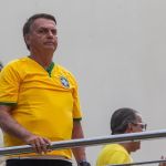 Jair Bolsonaro discursou na avenida Paulista com colete a prova de balas; confira