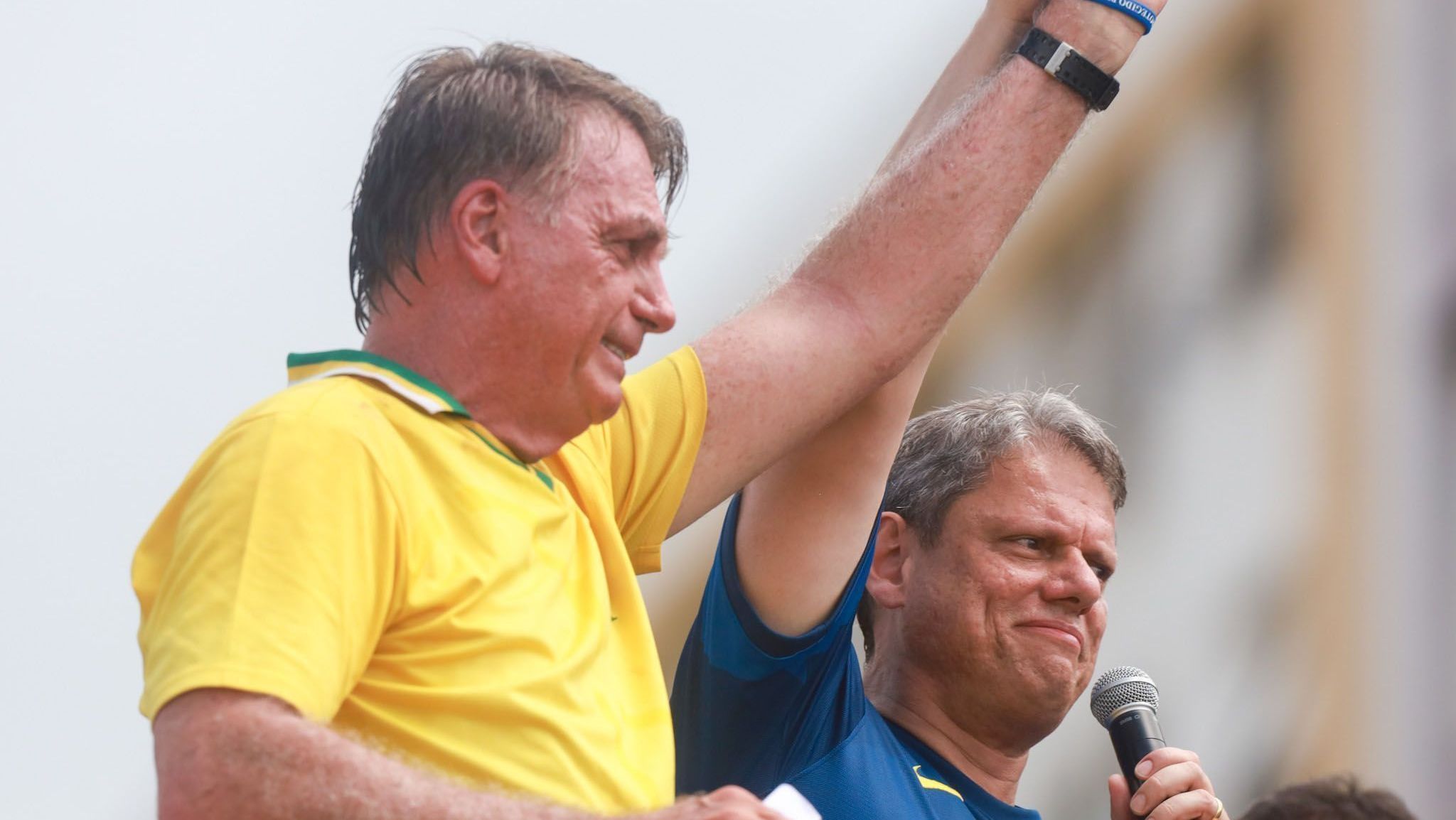Bolsonaro faz 'esquenta' em SP com influenciadores às vésperas de manifestação