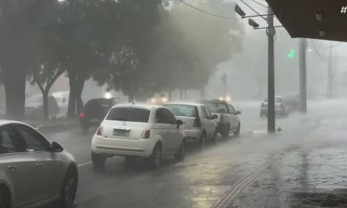 Temporais deixaram destruição em Porto Alegre e no interior do Rio Grande do Sul